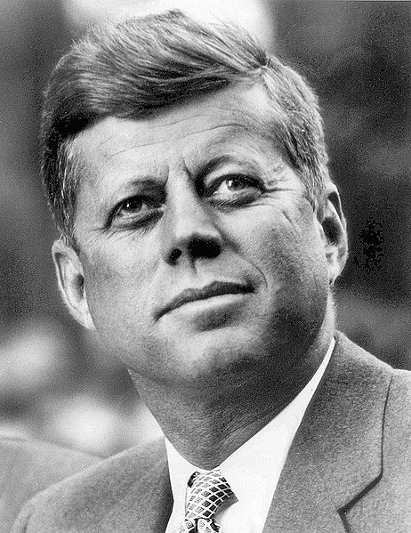 462px-john_f._kennedy,_white_house_photo_portrait,_looking_up
